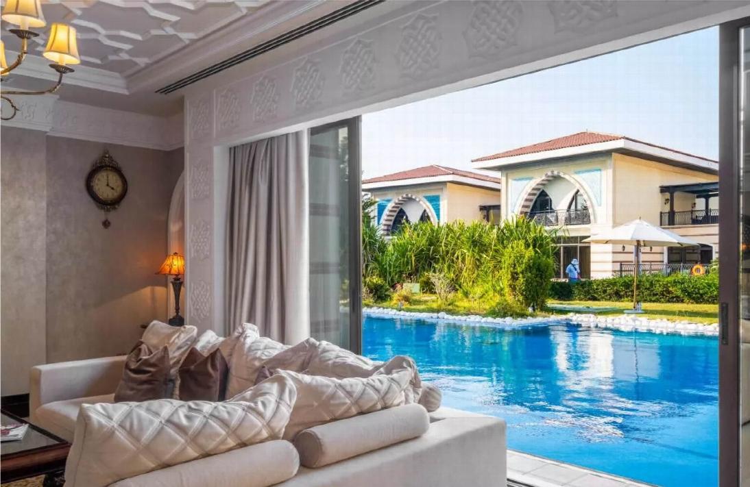 Jumeirah Zabeel Saray Royal Residences - Palm Jumeirah's  - M R One properties 